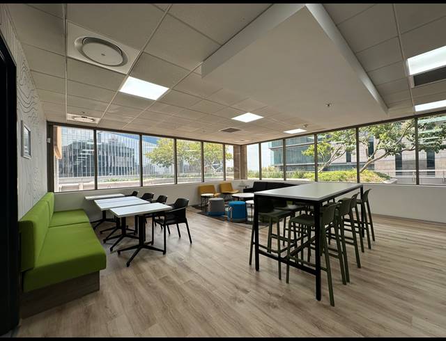 552M² OFFICE TO LET IN SANDTON CENTRAL